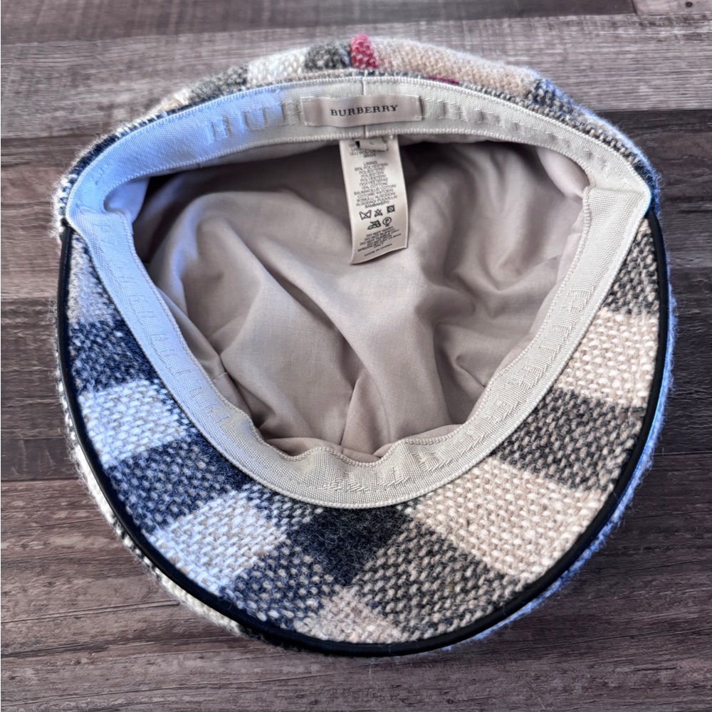 Burberry 100% wool hat in signature pattern, size L - Picture 7 of 9